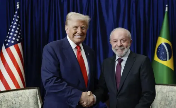 Trump deseja feliz aniversário a Lula e diz que tiveram “boa reunião” 1 Trump deseja feliz aniversário a Lula e diz que tiveram “boa reunião”