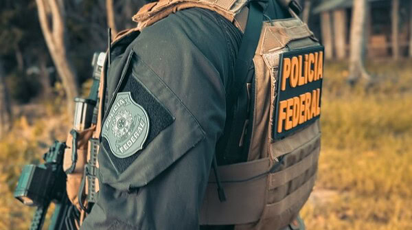 PF cumpre mandados em cidades do Acre na fronteira com a Bolívia em operação contra o tráfico