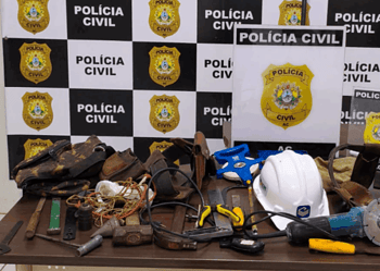Polícia Civil recupera materiais furtados de obra da Casa de Apoio ao Agricultor em Sena Madureira 2 Objetos levados do depósito da obra foram encontrados e serão entregues à empresa responsável. Foto: cedida