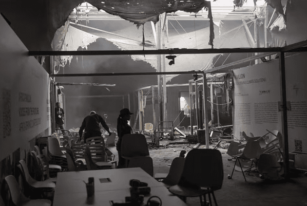 Incêndio atinge Pavilhão dos Países na COP30; organização diz que fogo foi controlado e não deixou feridos