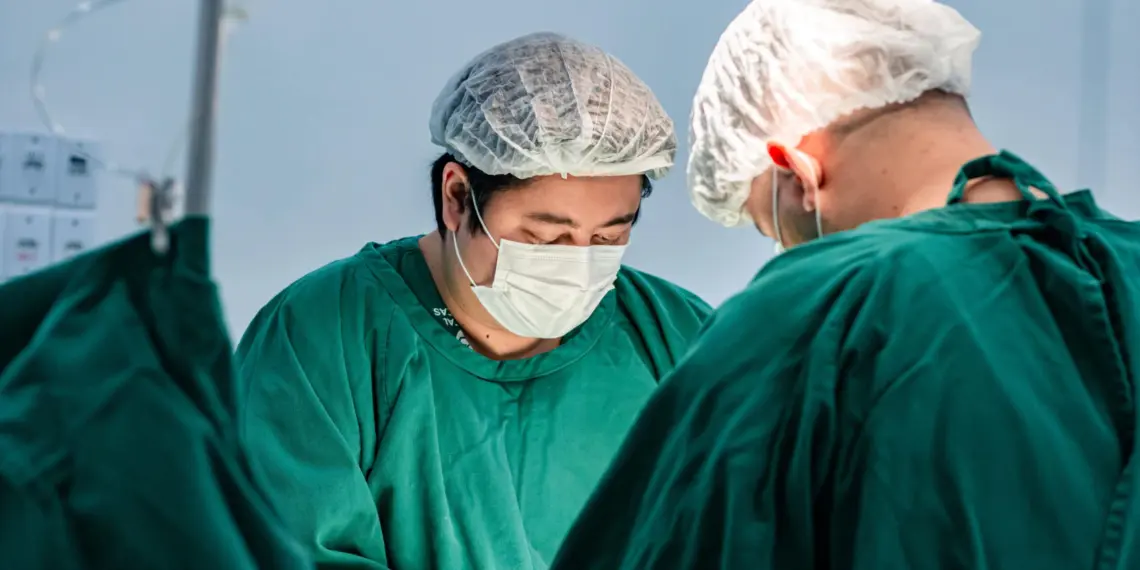 Acre realiza primeiro implante de prótese testicular no estado em paciente de 19 anos 1 Procedimento foi realizado no Centro Cirúrgico da Fundhacre. Foto: Gleison Luz/Fundhacre