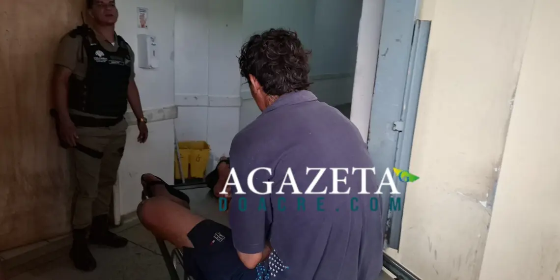 Homem é agredido com perna-manca após ser abordado por grupo criminoso no bairro São Francisco