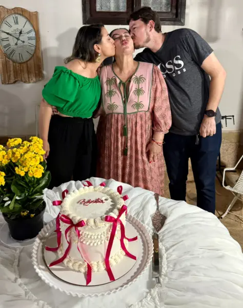 Roberta Lima celebrou mais um ano de vida e foi agraciada com diversas demonstrações de carinho ao longo de toda a semana