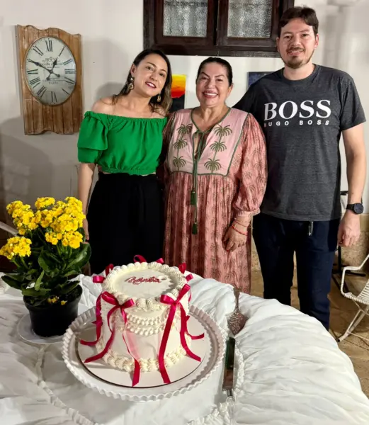 Roberta Lima celebrou mais um ano de vida e foi agraciada com diversas demonstrações de carinho ao longo de toda a semana