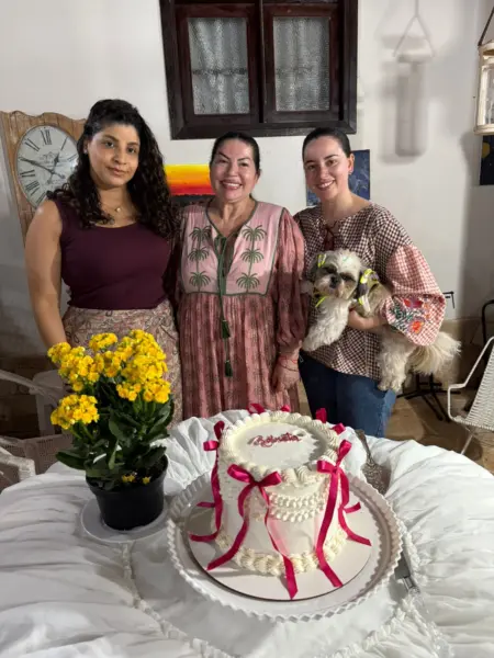 Roberta Lima celebrou mais um ano de vida e foi agraciada com diversas demonstrações de carinho ao longo de toda a semana