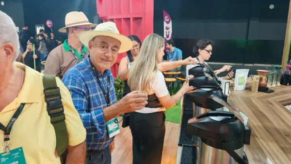 Bocalom comemora destaque de café de Acrelândia em premiação nacional e relembra projeto iniciado há 20 anos