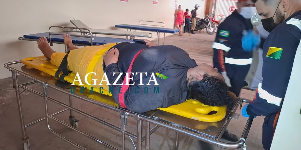 Acidente no Recanto dos Buritis deixa mãe e filha feridas após colisão entre carro e motocicleta 1 Acidente no Recanto dos Buritis deixa mãe e filha feridas após colisão entre carro e motocicleta