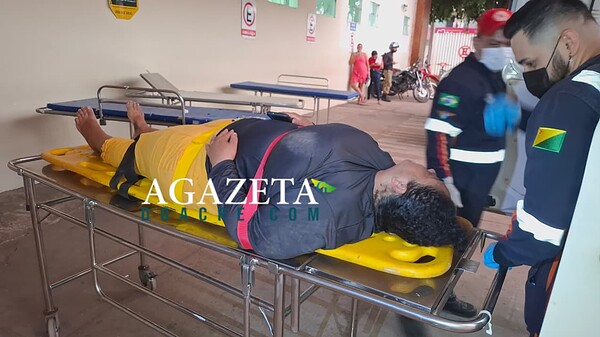 Acidente no Recanto dos Buritis deixa mãe e filha feridas após colisão entre carro e motocicleta