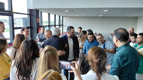 Comitiva do Republicanos chega ao Acre para filiação de Alan Rick