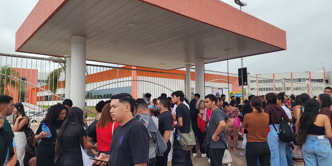 Vai fazer o Enem e recebe o Pé-de-Meia? Saiba se é necessário comprovar presença para garantir bônus de R$ 200 1 Foto: Juan Vicent Diaz