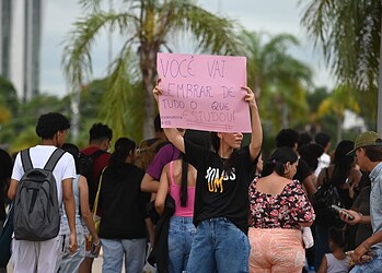 Grupo que oferece apoio espiritual e canetas a candidatos do Enem em Rio Branco 2 Foto: Juan Vicent Diaz