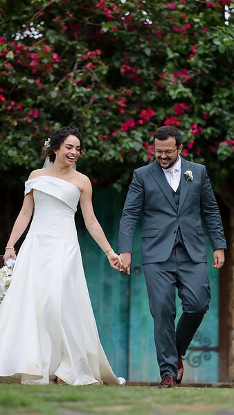 A celebração da união de Rodrigo Guerra e Camila Rodrigues foi realizada no último fim de semana na Villa Casarão, em Florianópolis