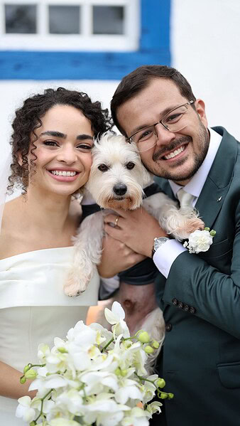 A celebração da união de Rodrigo Guerra e Camila Rodrigues foi realizada no último fim de semana na Villa Casarão, em Florianópolis