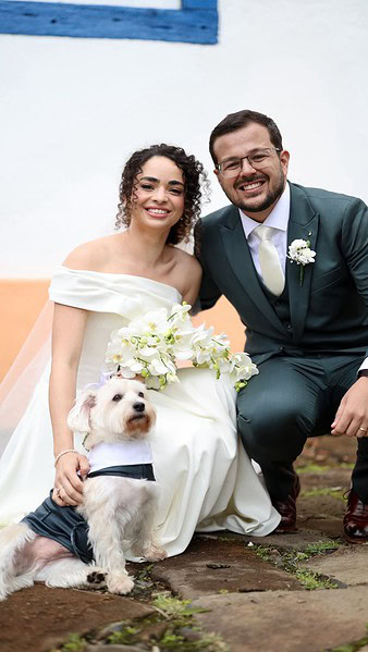 A celebração da união de Rodrigo Guerra e Camila Rodrigues foi realizada no último fim de semana na Villa Casarão, em Florianópolis