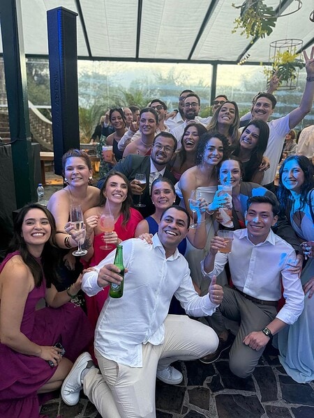 A celebração da união de Rodrigo Guerra e Camila Rodrigues foi realizada no último fim de semana na Villa Casarão, em Florianópolis