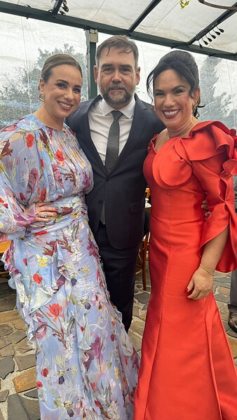 A celebração da união de Rodrigo Guerra e Camila Rodrigues foi realizada no último fim de semana na Villa Casarão, em Florianópolis