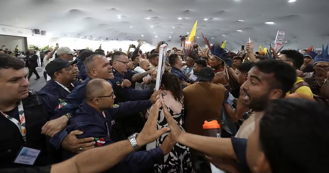 VÍDEO mostra tentativa de invasão e segurança ferido na COP 30, em Belém 1 Foto: Reprodução