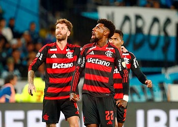 Marcos Brindicci/Getty Images