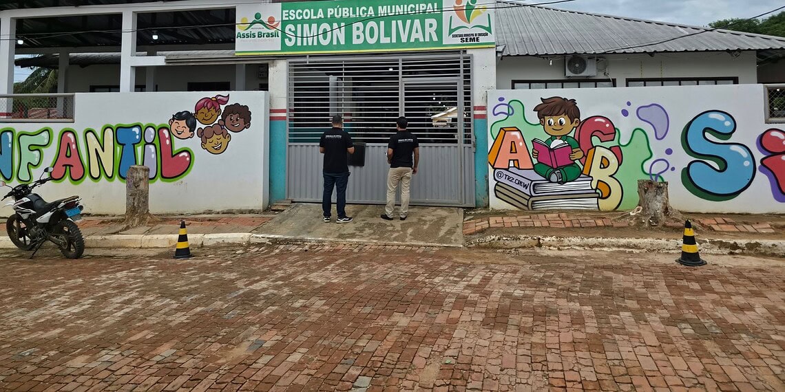 Auditores do TCE-AC fiscalizam escolas municipais de Assis Brasil 1 Fotos: Yuri Marcel