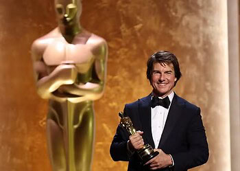 Tom Cruise recebe Oscar honorário por sua carreira 13 Tom Cruise recebe Oscar honorário por sua carreira — Foto: Michael Tran / AFP