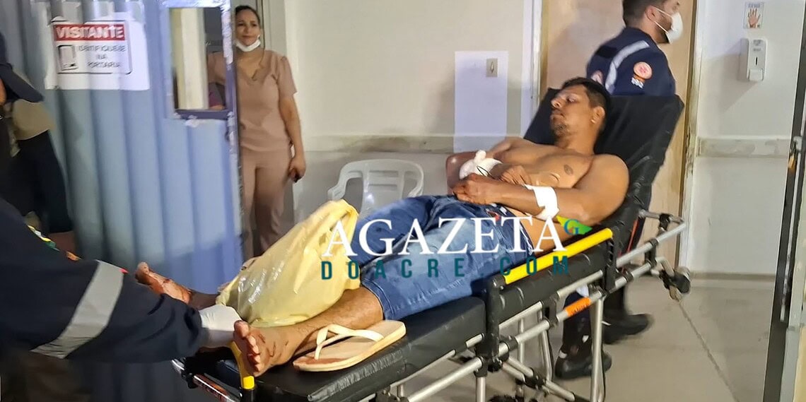 Homem tenta agredir a mãe e esfaqueia o próprio irmão no Recanto dos Buritis, em Rio Branco 1 Homem tenta agredir a mãe e esfaqueia o próprio irmão no Recanto dos Buritis, em Rio Branco