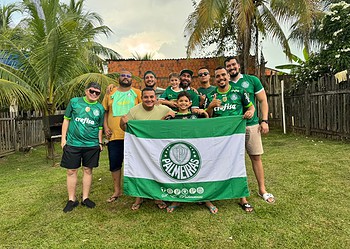 Grupo está ansioso por assistir à final ao vivo. Foto: arquivo pessoal