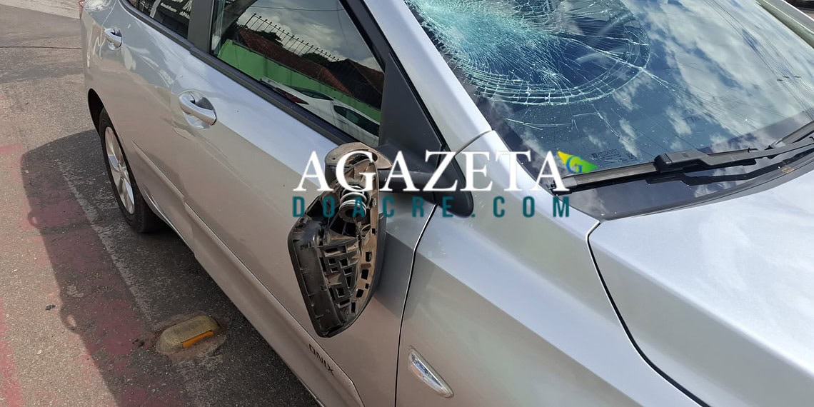 Adolescente venezuelano fica ferido em colisão com carro na Estrada Dias Martins em Rio Branco 1 Adolescente venezuelano fica ferido em colisão com carro na Estrada Dias Martins em Rio Branco