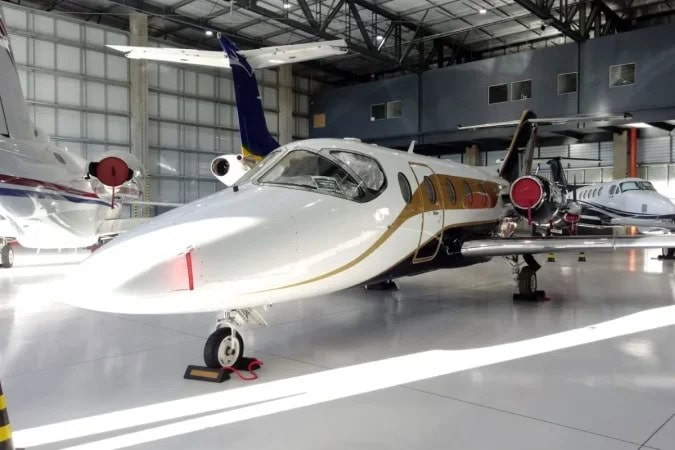 Grupo que vendia "Mounjaro falso" pela internet é alvo da PF 1 Avião apreendido na operação - (crédito: Divulgação/PF)