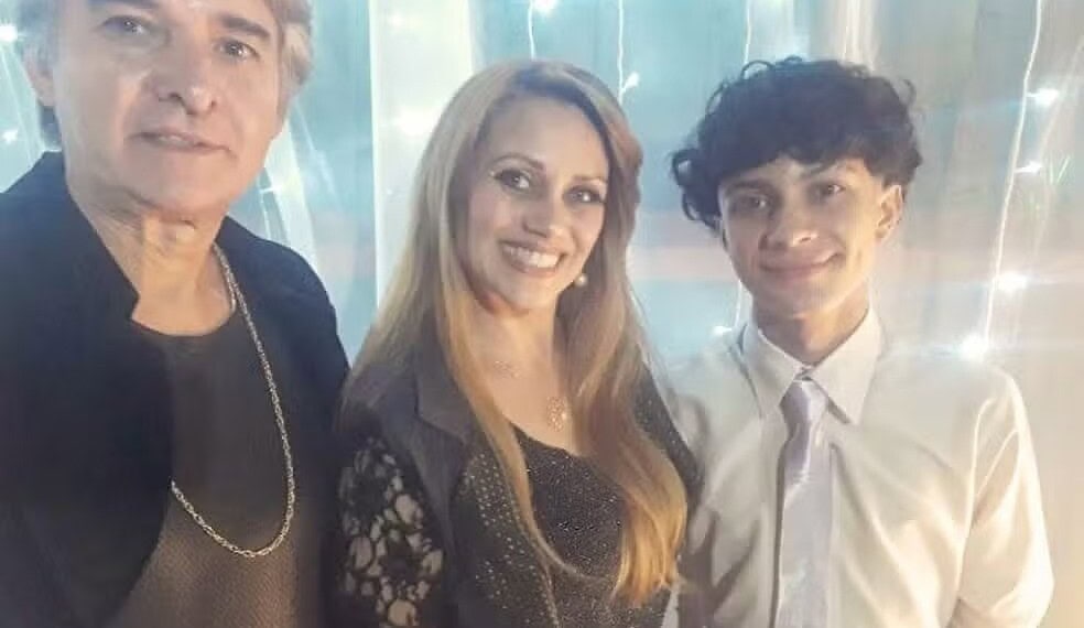 João, Angélica e Vitor. — Foto: Arquivo pessoal