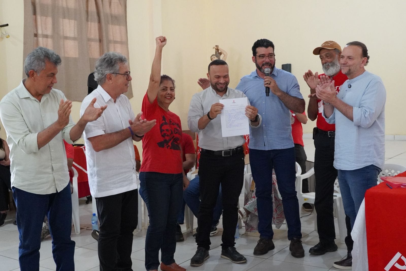 Igreja Católica afasta padre que se filiou ao PT e anunciou pré-candidatura no Acre