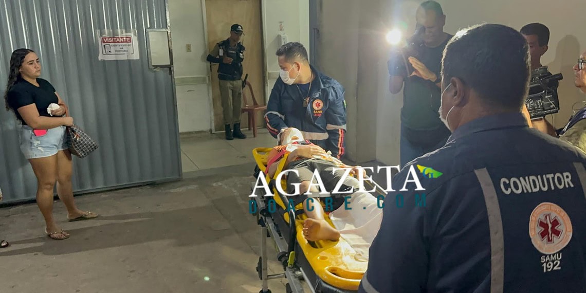 Menino de 10 anos é atingido por motocicleta durante travessia e sofre fratura exposta em Porto Acre