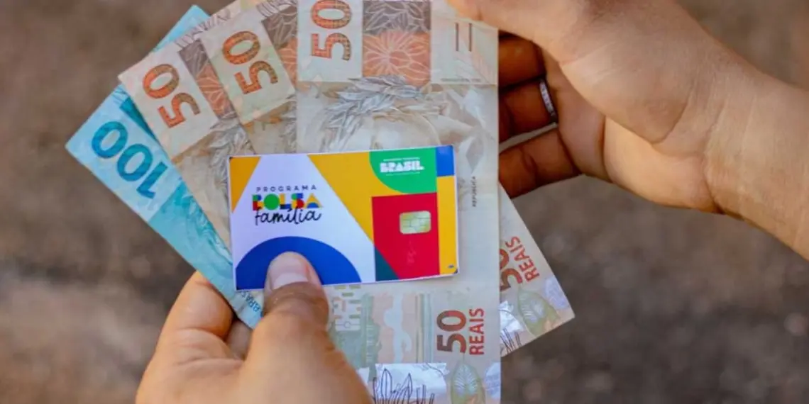 Foto: Jeane de Oliveira/FDR

Fonte FDR: https://fdr.com.br/2025/11/01/calendario-bolsa-familia-2025-datas-de-pagamentos-de-novembro/