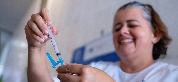 Entenda como vai funcionar a primeira vacina contra a dengue com produção 100% nacional