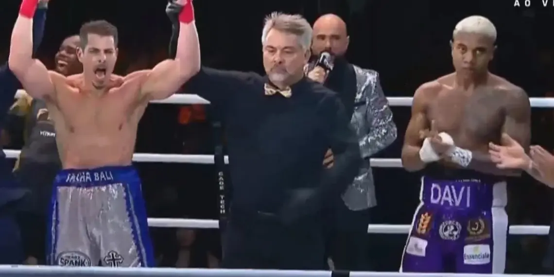 Davi Brito vira piada na web após perder luta para Sacha Bali 1 Reprodução/Internet