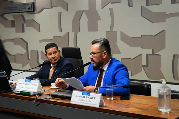 Ex-vice de Bolsonaro, Mourão vem ao AC com outros senadores e deputados federais para filiação de Alan Rick ao Republicanos