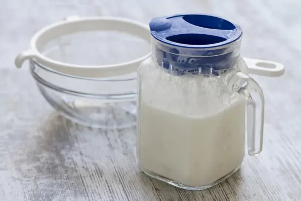 Ouro branco: o que há por trás dos benefícios do kefir para o corpo