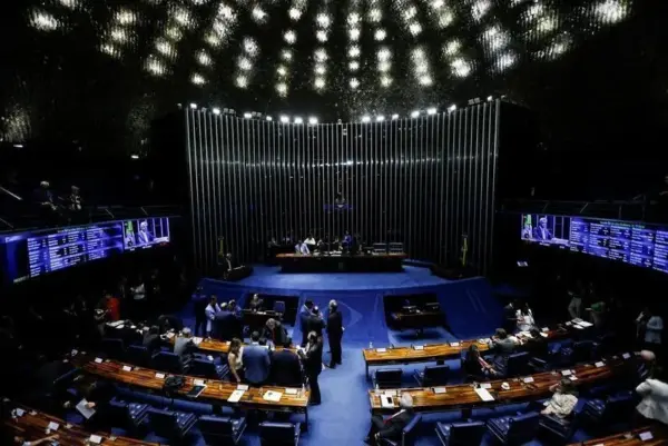 Por unanimidade, Senado aprova isenção do IR para quem ganha até R$ 5 mil