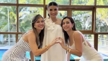 As irmãs Maíra e Paula Martinello esbanjaram sintonia e alegria no chá revelação do segundo filho de Nayara Honorato