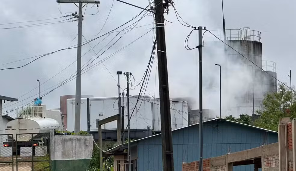 Incêndio em usina deixa Porto Walter sem energia nesta segunda-feira; veja o que se sabe 1 Foto: Reprodução
