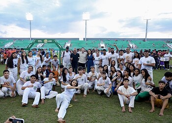 Vice-governadora e secretário de esportes entregam kits para 130 escolinhas. Foto: Neto Lucena/Secom