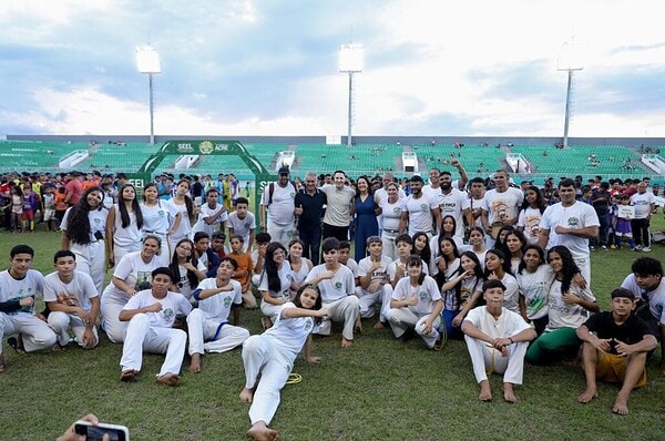 Mais de 2 mil crianças e adolescentes passam a ter acesso a novos equipamentos esportivos no Acre