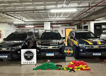 Dois são presos com mais de 70 kg de drogas e armas de fogo em operação no Acre 2 Mais de 70 kg de drogas e armas de fogo são apreendidas em operação no Acre - Foto: Arquivo/Ficco