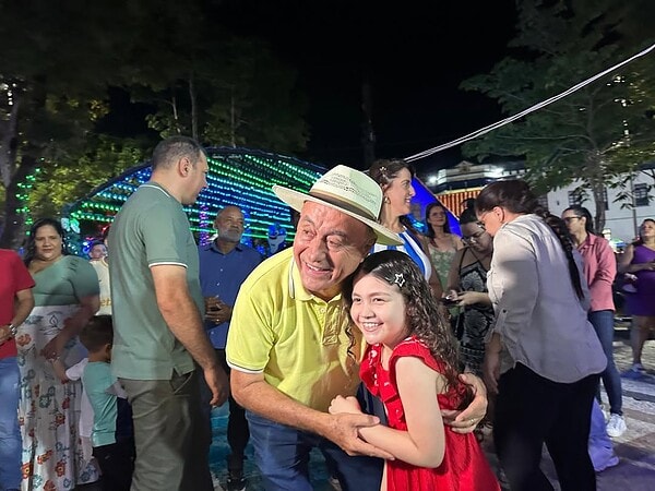 Bocalom diz que povo de Rio Branco merece espetáculo que só grandes centros têm: "Somos pobres, mas somos enjoados"; VÍDEO