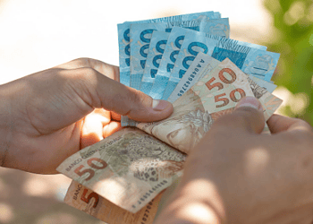 Atenção, CLT! Últimos dias para sacar abono salarial em 2025
(Foto: Jeane de Oliveira/FDR)