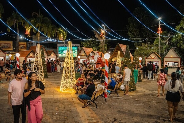 Show de drones do Natal tem horário alterado neste sábado na Gameleira; Confira