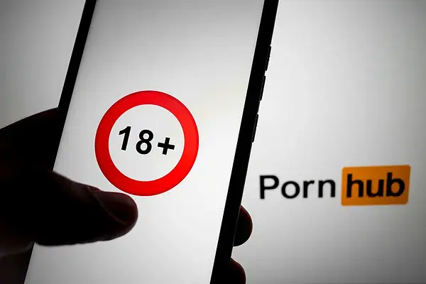 Hackers acessam dados de site adulto e ameaçam divulgar usuários
