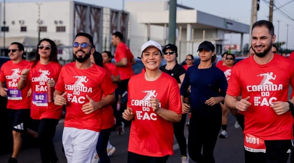 Vice-governadora Mailza prestigia 3ª Corrida do Ifac, que une esporte e solidariedade em apoio ao Hospital da Criança e Natal dos Correios 1 Vice-governadora participou da corrida do Ifac. Foto: Neto Lucena/Secom