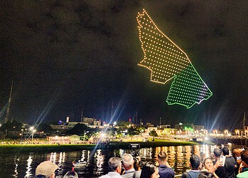 VÍDEO: Rio Branco conta com show de drones e transforma o céu em espetáculo natalino