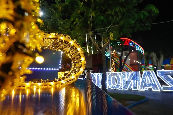 Coral da Cidade do Povo embala a noite de sábado no Natal de Vida, Esperança e Dignidade