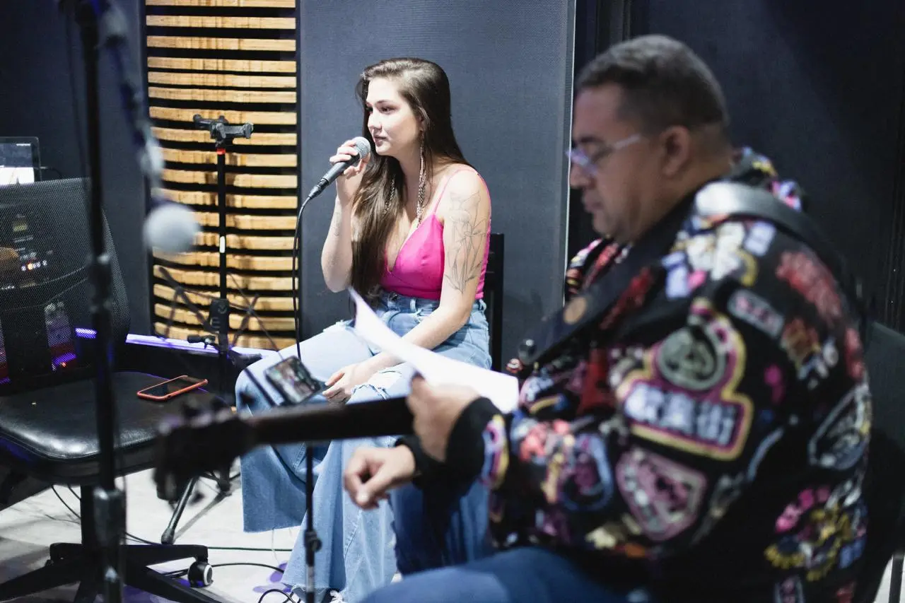 Cantora acreana que começou aos 7 anos conta como o samba transformou sua carreira e abriu portas nacionais 5 Cantora acreana que começou aos 7 anos conta como o samba transformou sua carreira e abriu portas nacionais